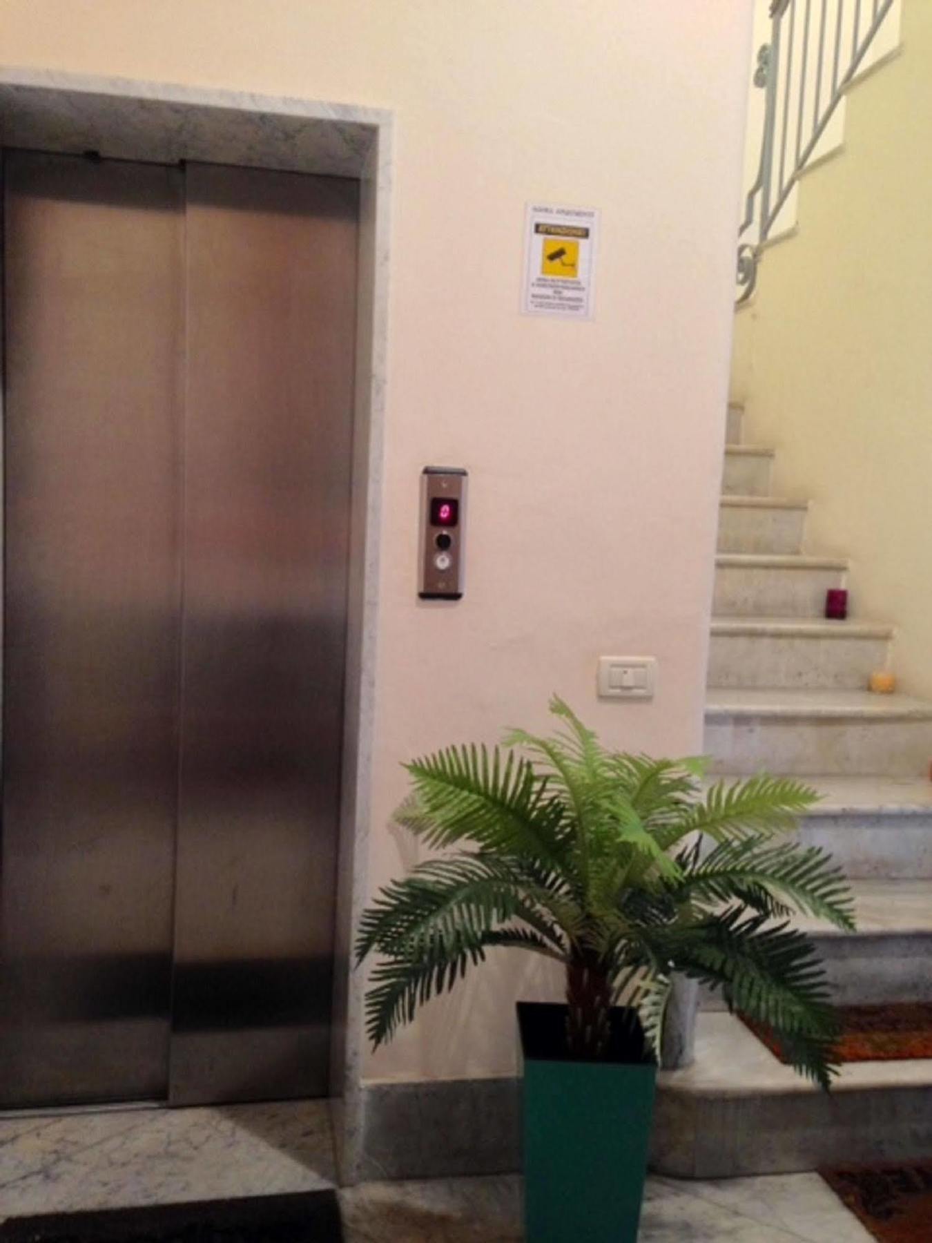 סורנטו Agora Apartments מראה חיצוני תמונה