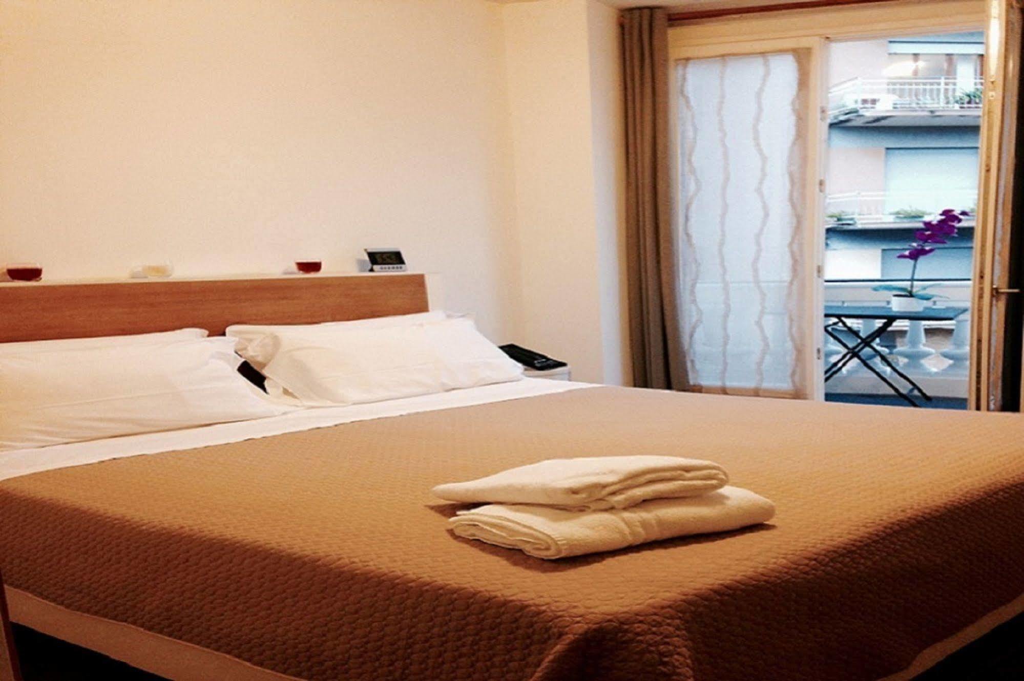 סורנטו Agora Apartments מראה חיצוני תמונה